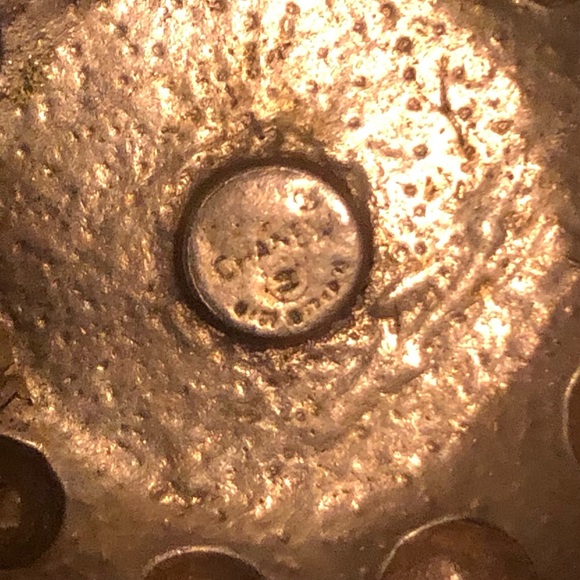 Vintage Chanel Black & Gold Keychain Key Ring - Picture 5 of 5